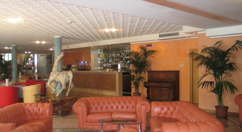 Hotel Garda Bellevue Limone sul Garda Exteriör bild